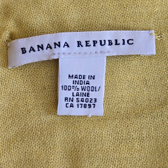 NWOT Banana Republic Yellow Ombre Lightweight Fringed Wool Scarf - Picture 2 of 7
